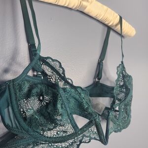 Thistle & Spire Kane V-wire Bra + Thong
